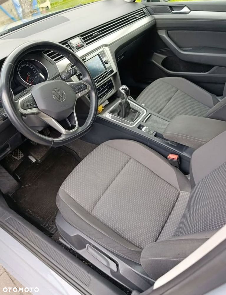 Volkswagen Passat 2.0 TDI EVO Essence - 6