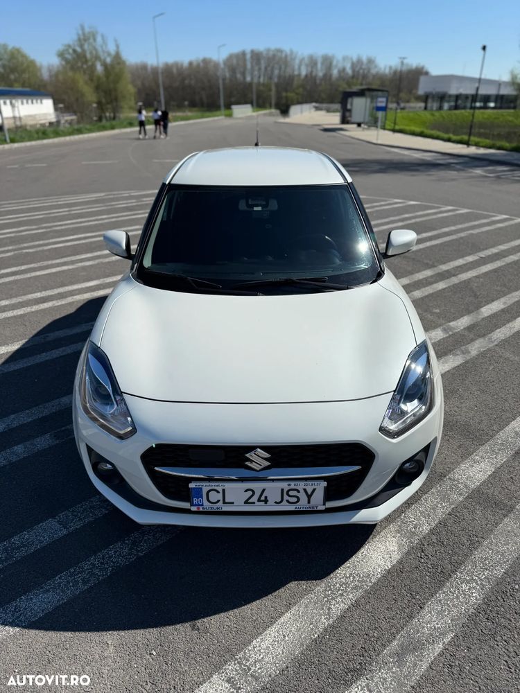 Suzuki Swift - 1