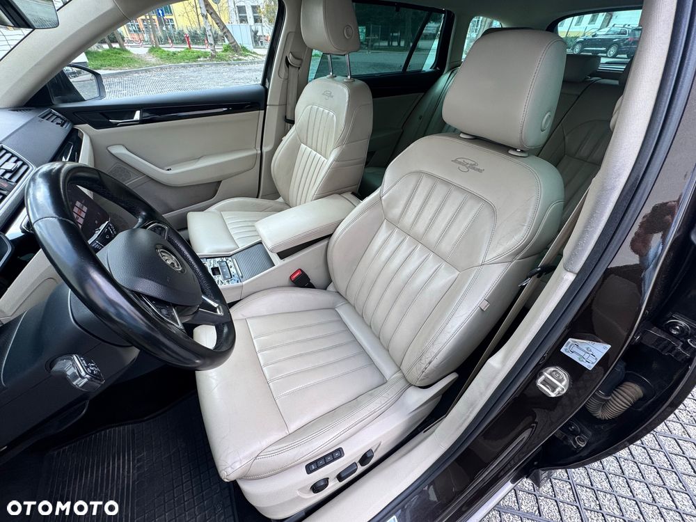 Skoda Superb 2.0 TDI 4x4 L&K DSG - 33