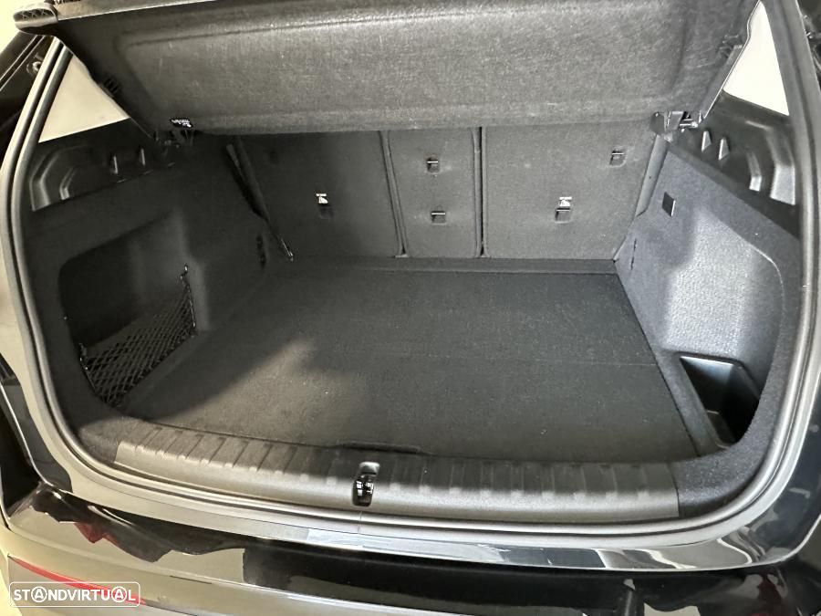 BMW iX1 xDrive30 - 13