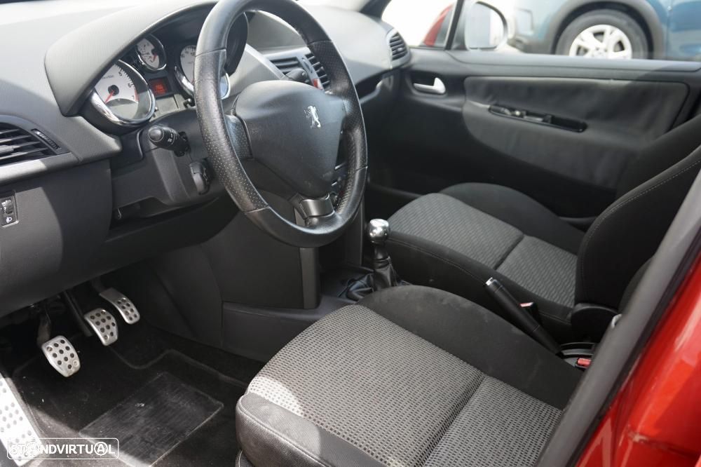 Peugeot 207 1.4 16V Trendy - 6