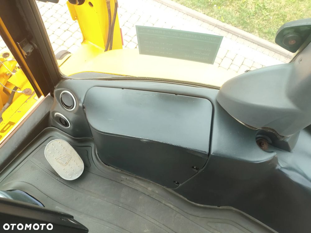 JCB 3CX / 2004 ROK / KOPARKO-ŁADOWARKA / BEZ VAT / UMOWA - 33