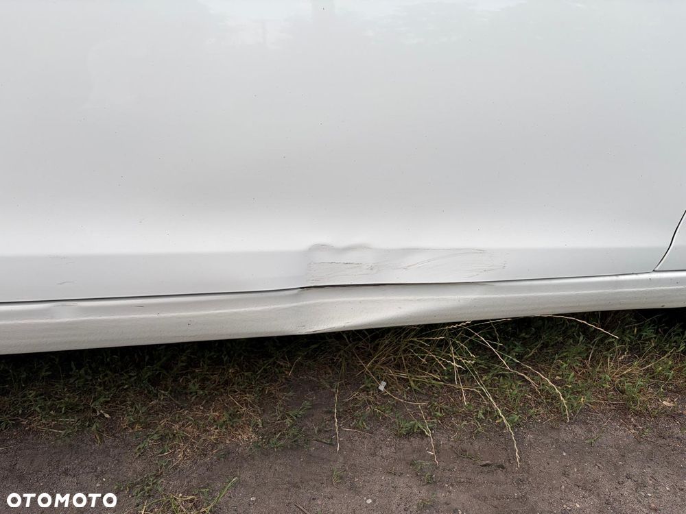 Peugeot 308 1.6 BlueHDi Allure S&S - 12