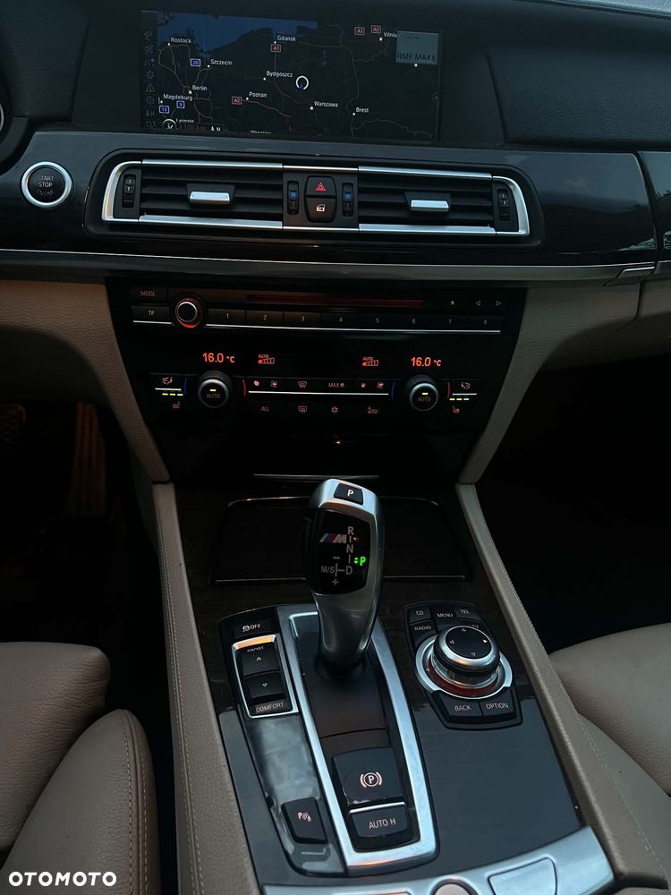 BMW Seria 7 730d - 10