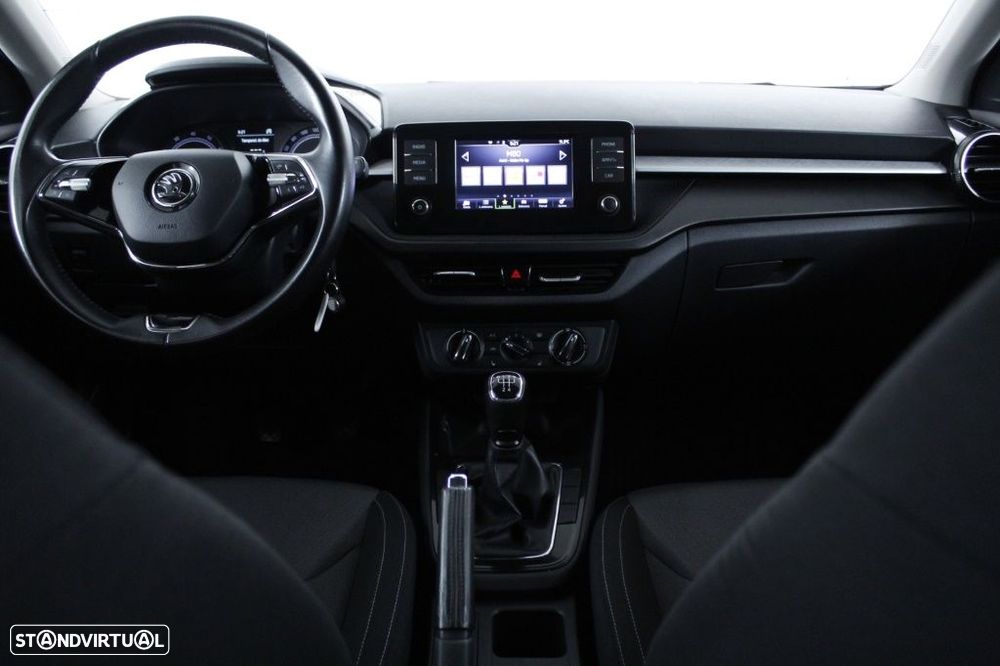 Skoda Fabia 1.0 MPI Selection - 17