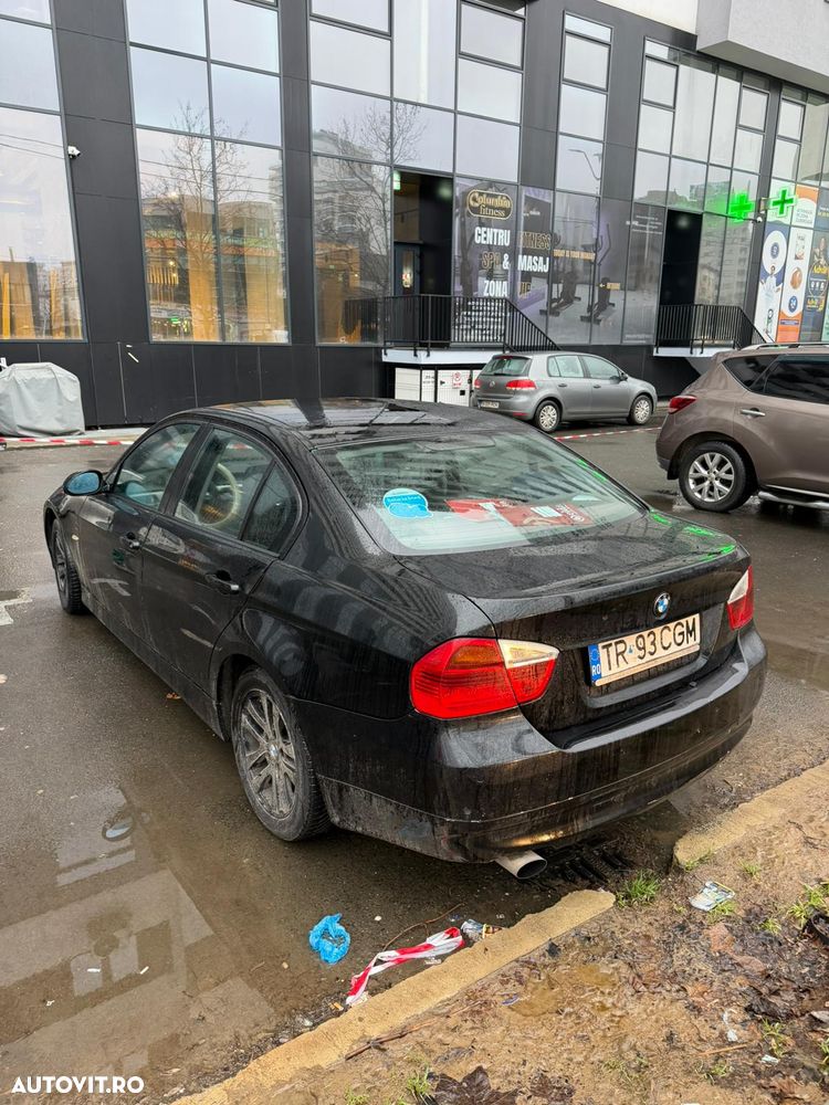 BMW Seria 3 318d - 7