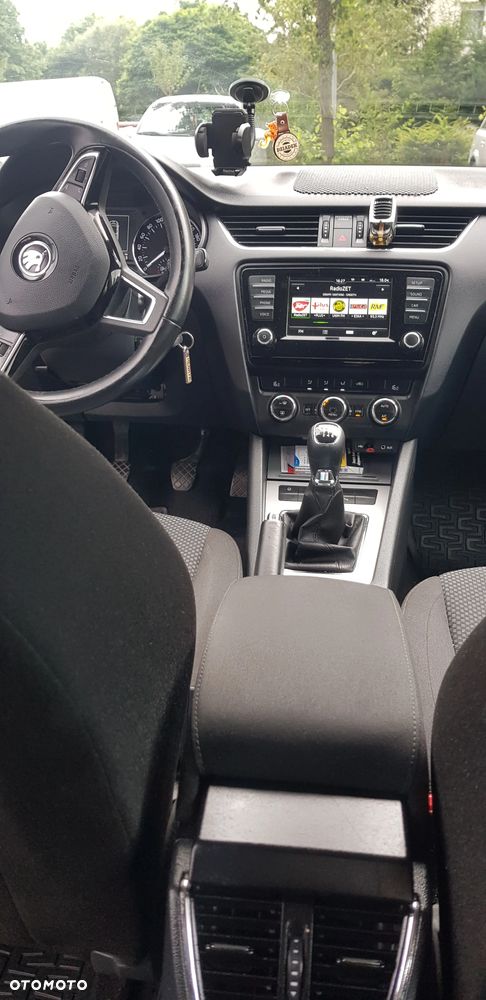 Skoda Octavia 1.4 TSI Ambition - 9