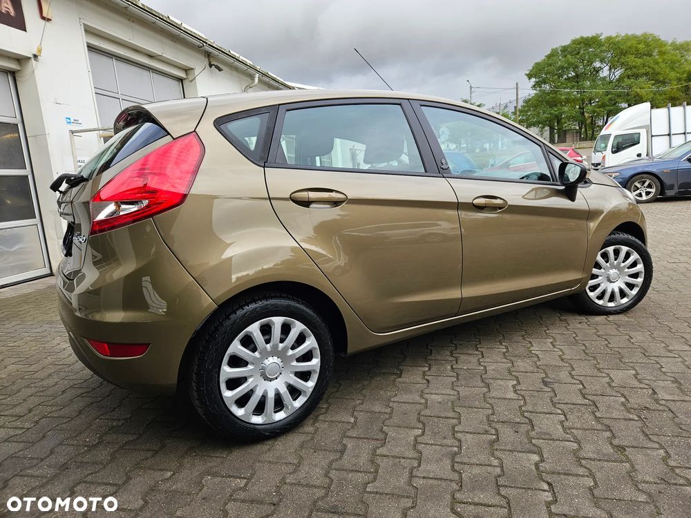 Ford Fiesta 1.25 Champions Edition - 2