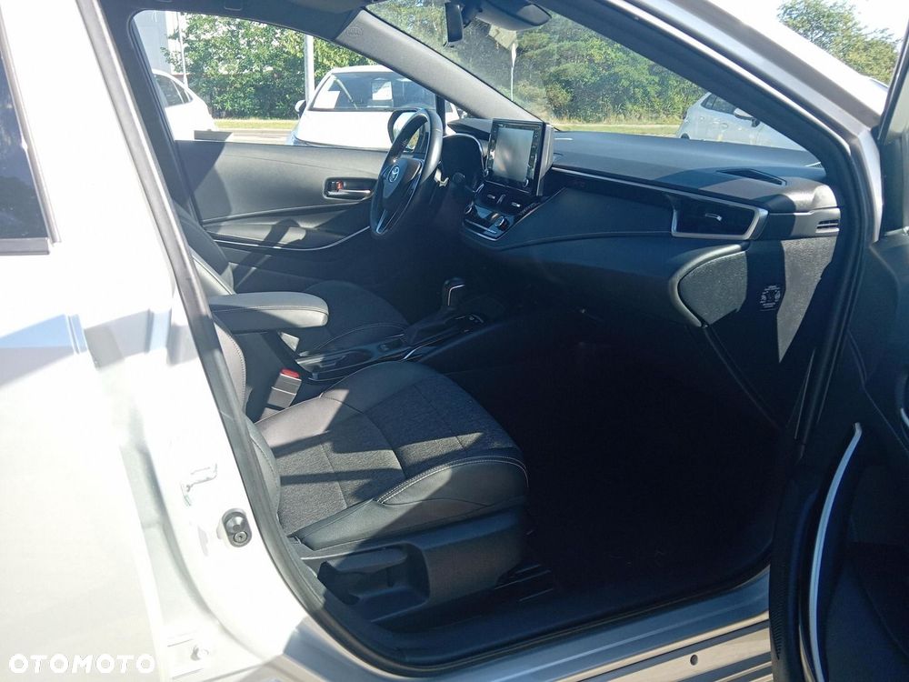 Toyota Corolla 2.0 Hybrid Comfort - 14
