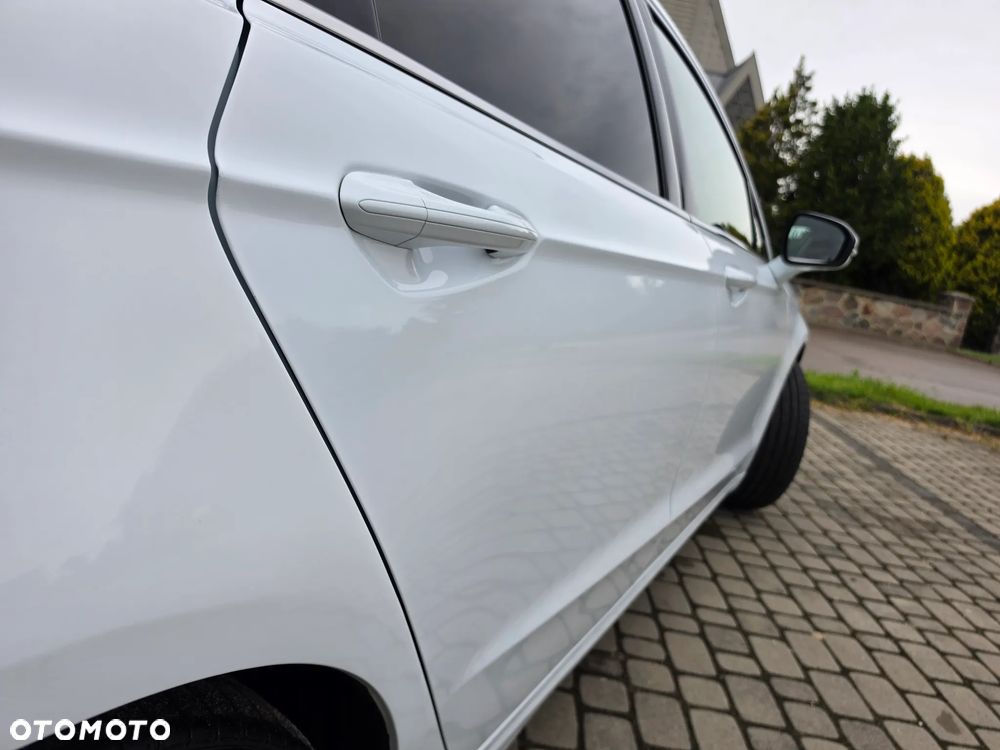 Ford Mondeo 2.0 TDCi Titanium PowerShift - 9