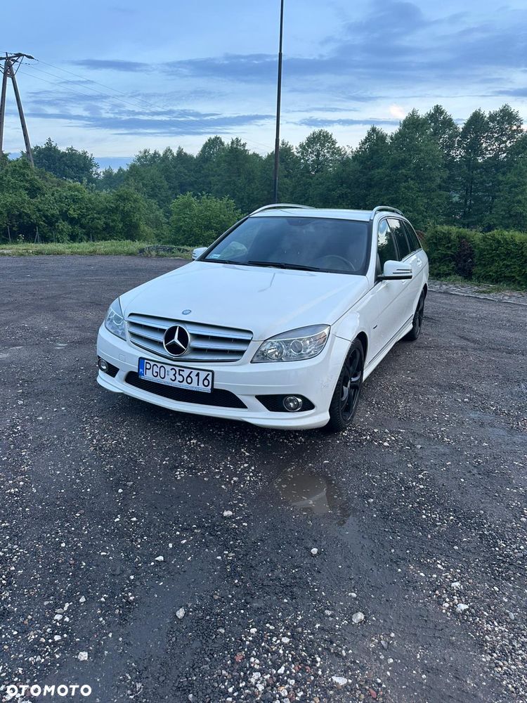 Mercedes-Benz Klasa C 180 Kompressor Automatik BlueEFFICIENCY Avantgarde - 4
