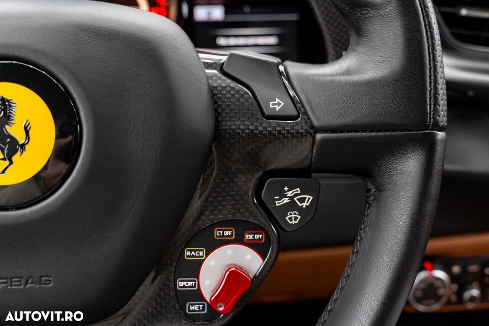 Ferrari 488 GTB - 34