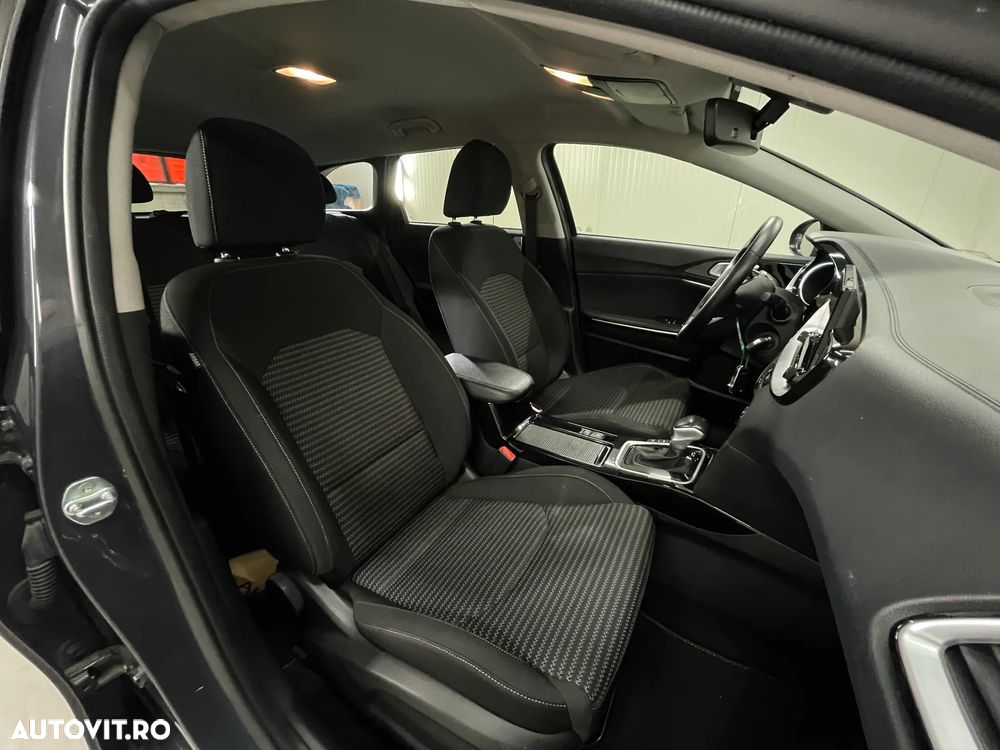 Kia Ceed 1.5 T-GDI DCT7 OPF Vision - 11