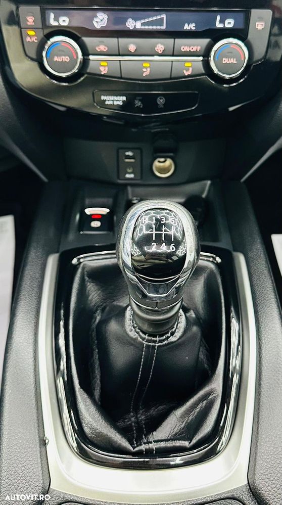 Nissan X-Trail 1.6 dCi N-Connecta - 27