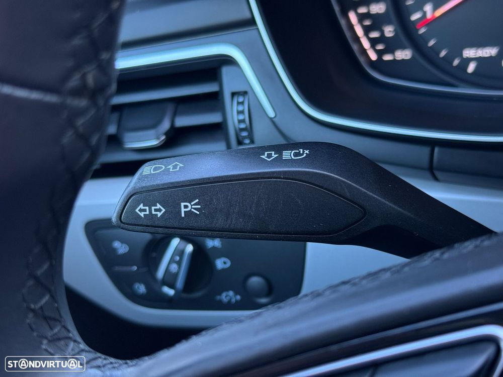 Audi A4 Avant 30 TDI Advanced S tronic - 24