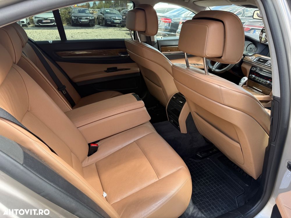 BMW Seria 7 730d Blue Performance - 34