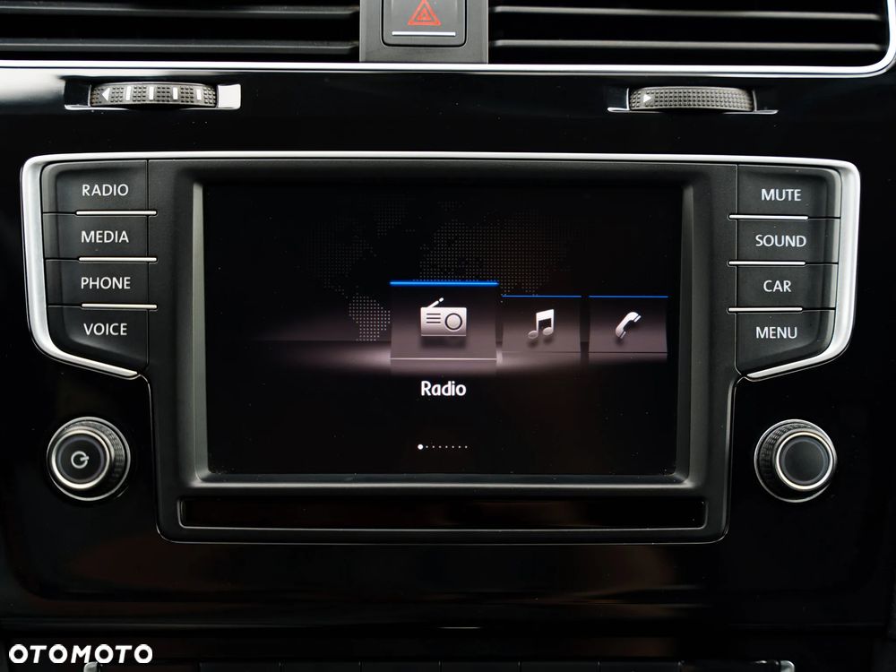 Volkswagen Golf 1.4 TSI BMT Comfortline DSG - 33