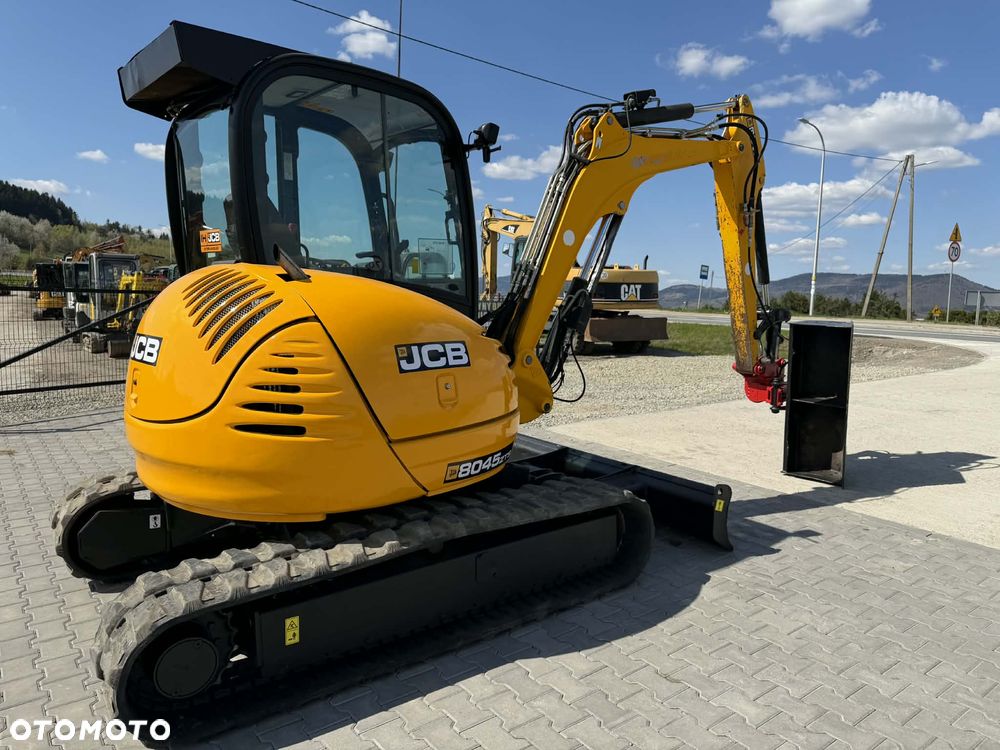 JCB 8045 - 2