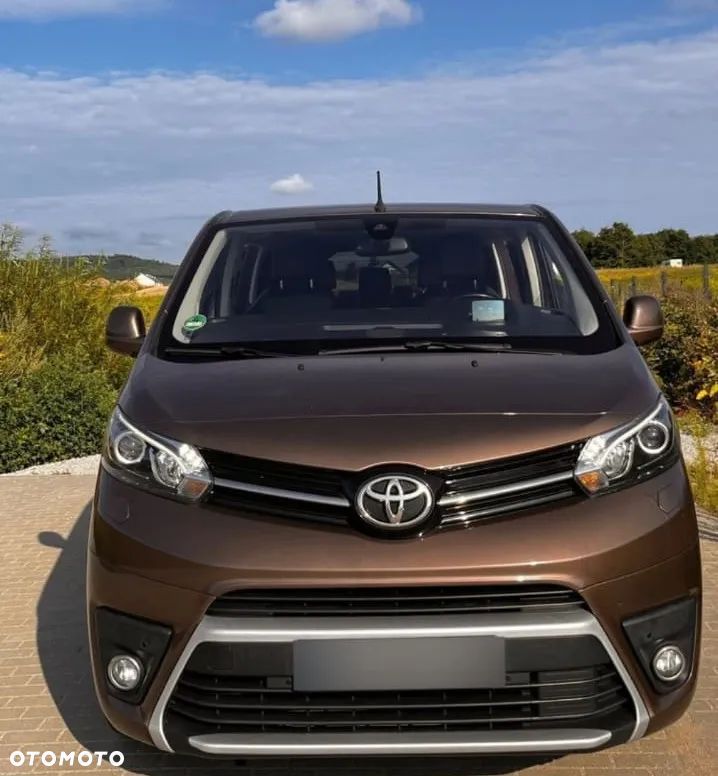 Toyota ProAce Kombi 2.0 D-4D Long 2,8t - 4