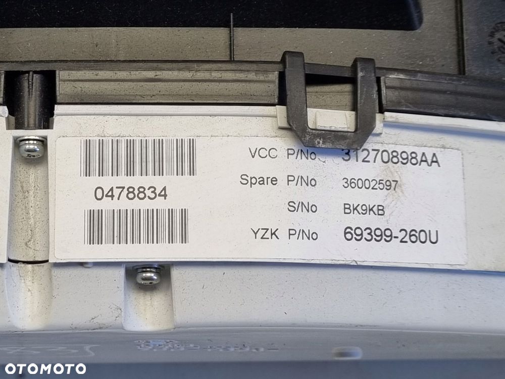 Volvo S80 II V70 III XC70 II 2.5 T LICZNIK ZEGARY Europa benzyna 31270898AA - 2