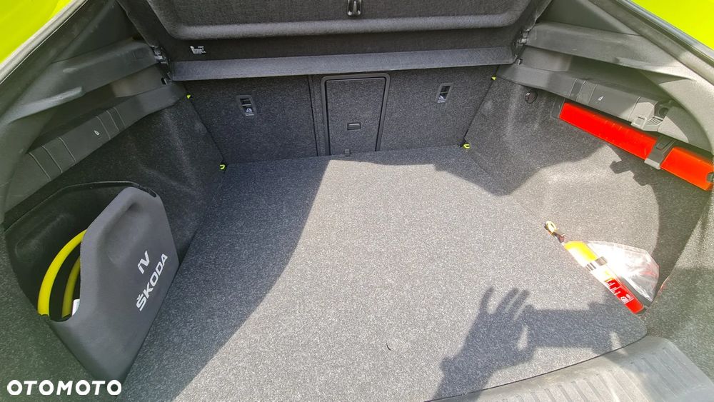 Skoda Enyaq RS 82kWh Maxx - 11