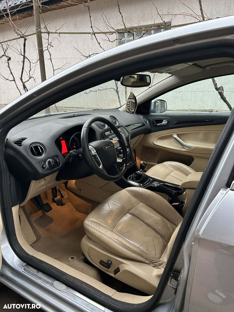 Ford Mondeo 1.8 TDCi Trend - 10