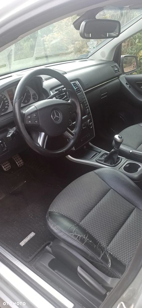 Mercedes-Benz Klasa B 180 BlueEffICIENCY - 3