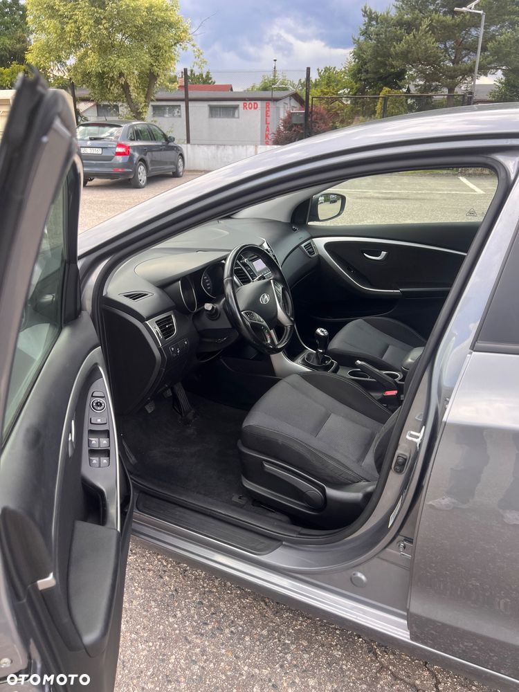 Hyundai i30 1.4 Premium - 5