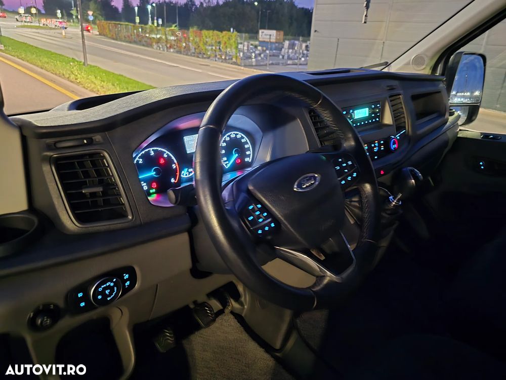 Ford Transit - 18