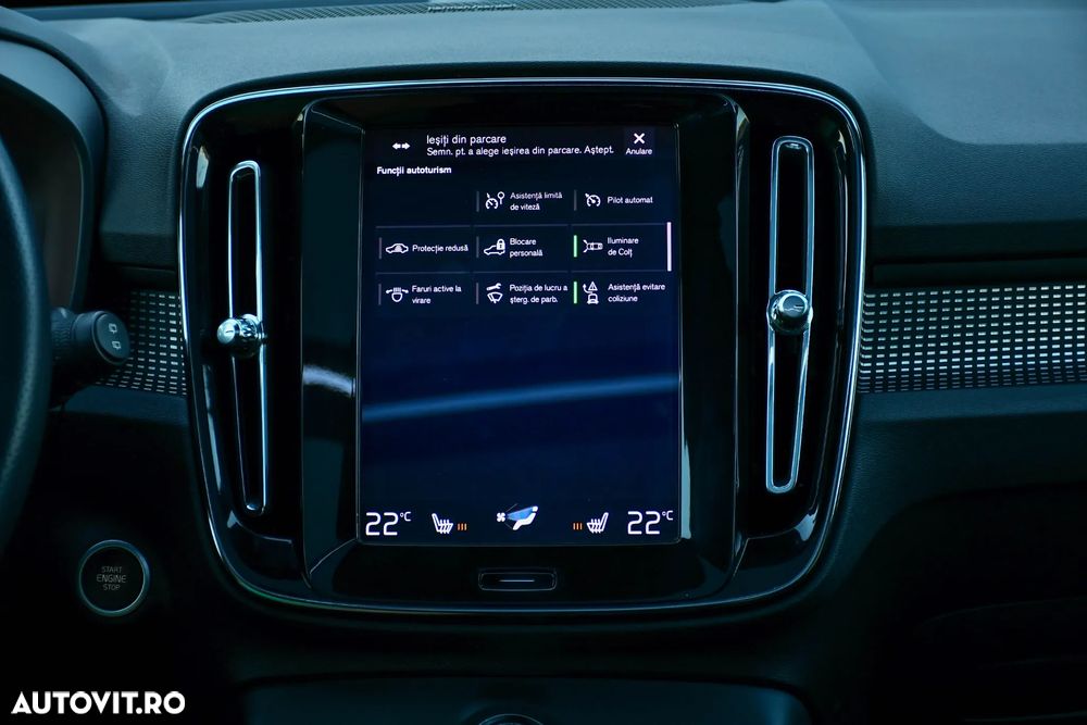 Volvo XC 40 D4 AWD Geartronic R-Design - 36