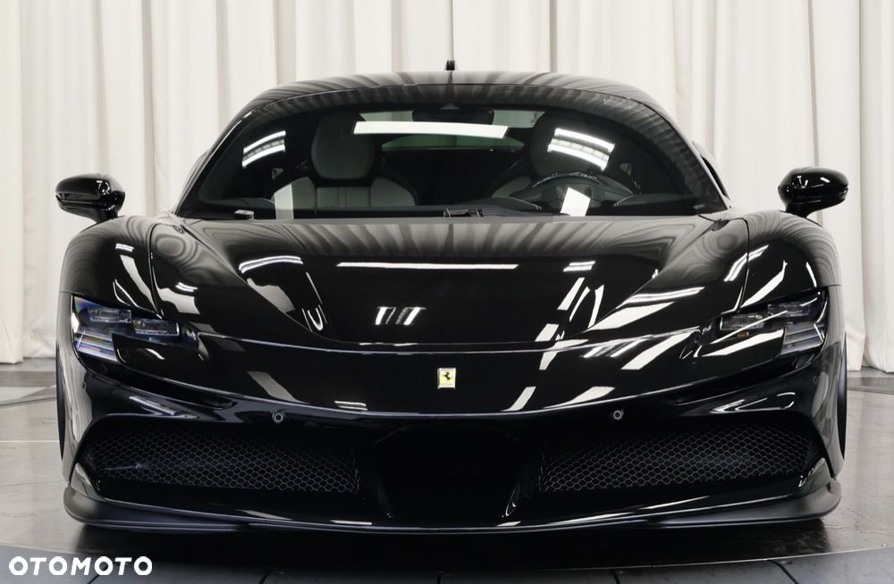 Ferrari SF90 Stradale - 1