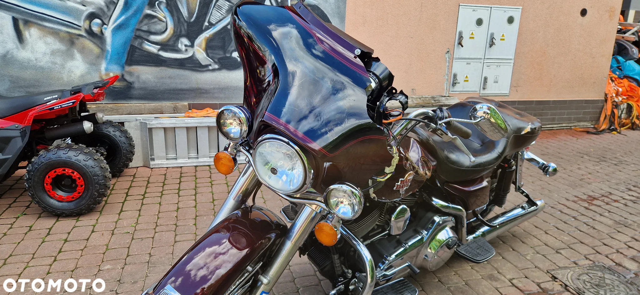 Harley-Davidson FLH Electra Glide - 33