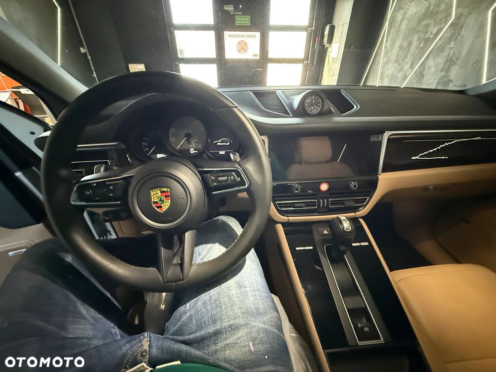 Porsche Macan GTS PDK - 21