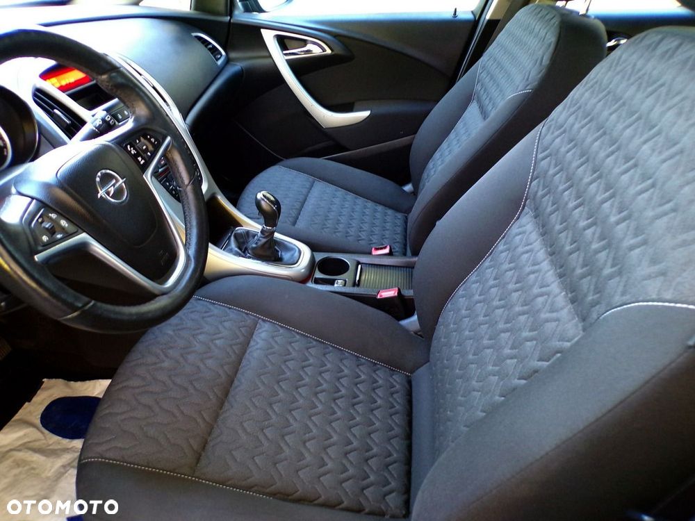 Opel Astra - 18