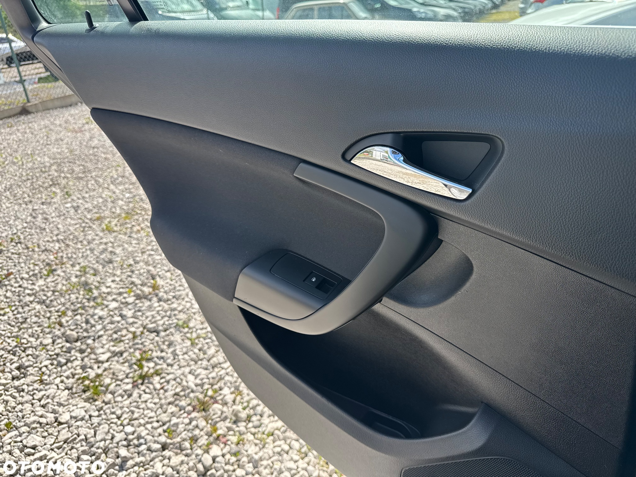 Opel Insignia 1.8 Elegance - 10