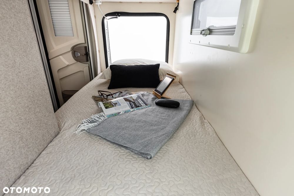 McLOUIS Glamys 322 - 7-osobowy - 20