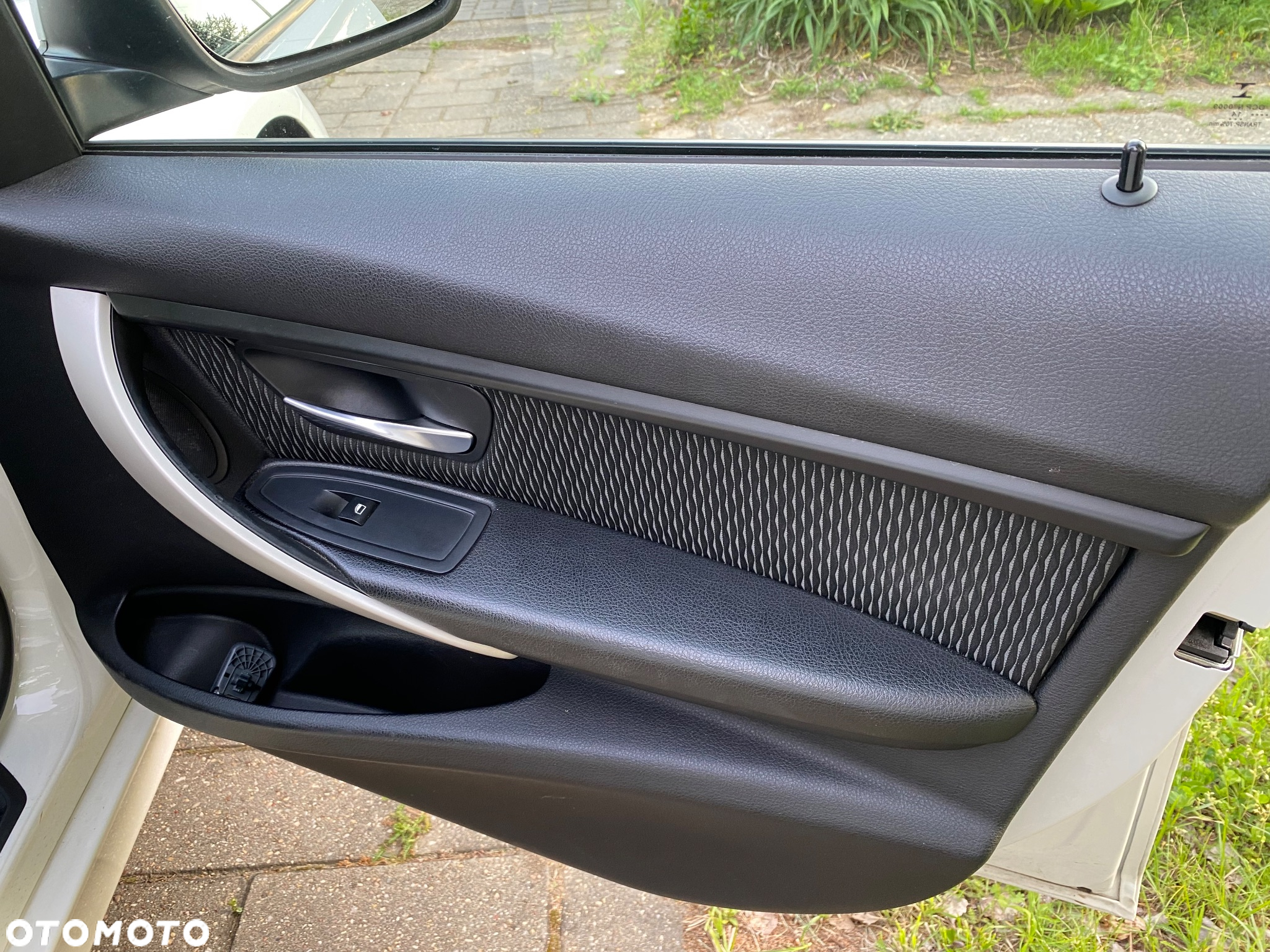 BMW Seria 3 318d - 20