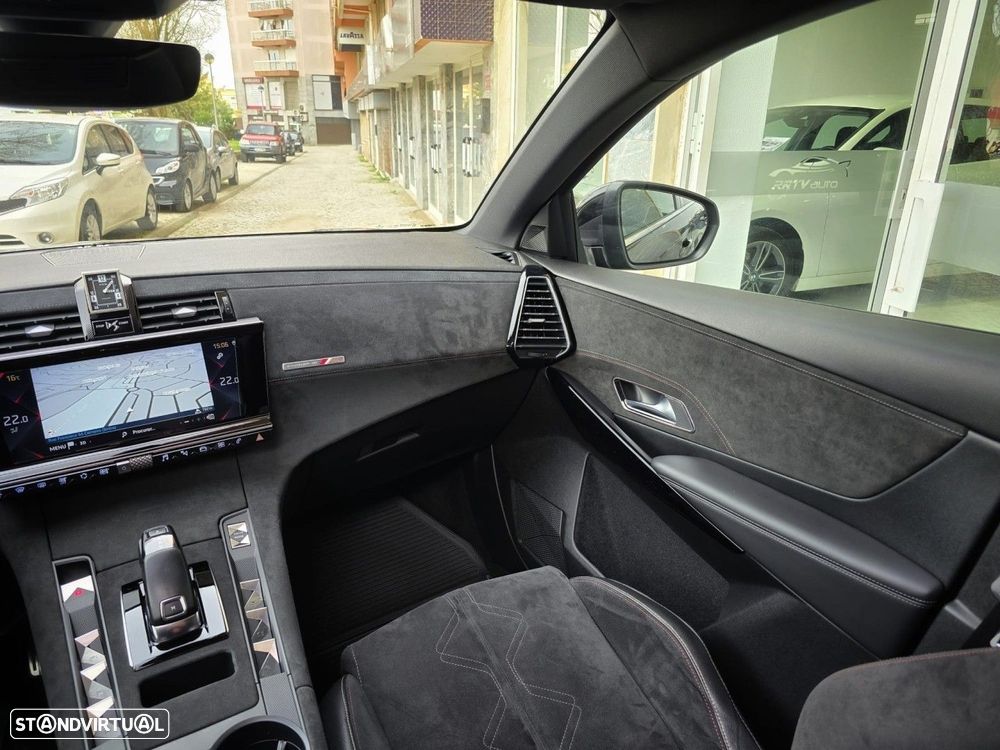 DS DS7 Crossback 2.0 BlueHDi Performance Line EAT8 - 29