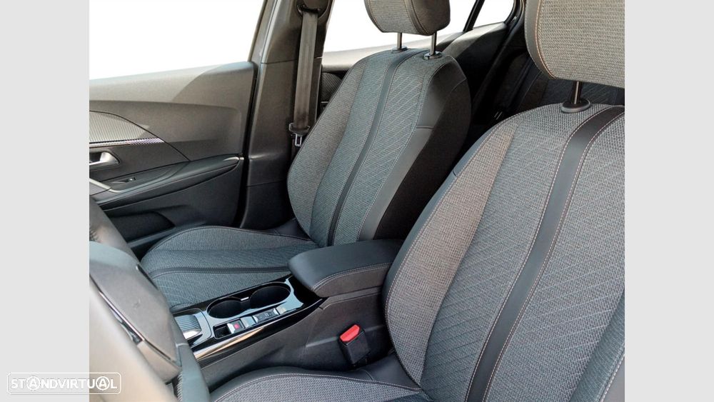 Peugeot 2008 1.2 Hybrid Allure e-DCS6 - 12
