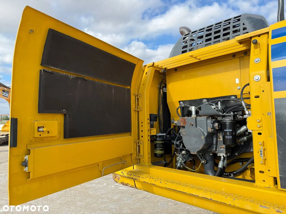Komatsu Komatsu PC 240 LC-10 - 12
