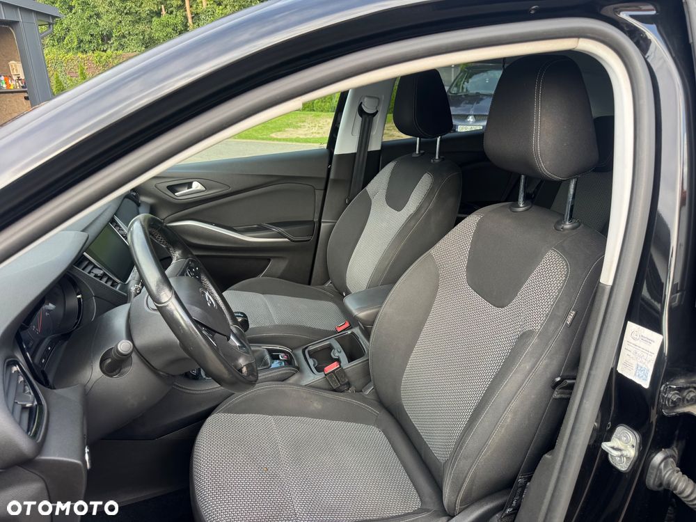 Opel Grandland X 1.2 T GPF Design Line S&S - 12