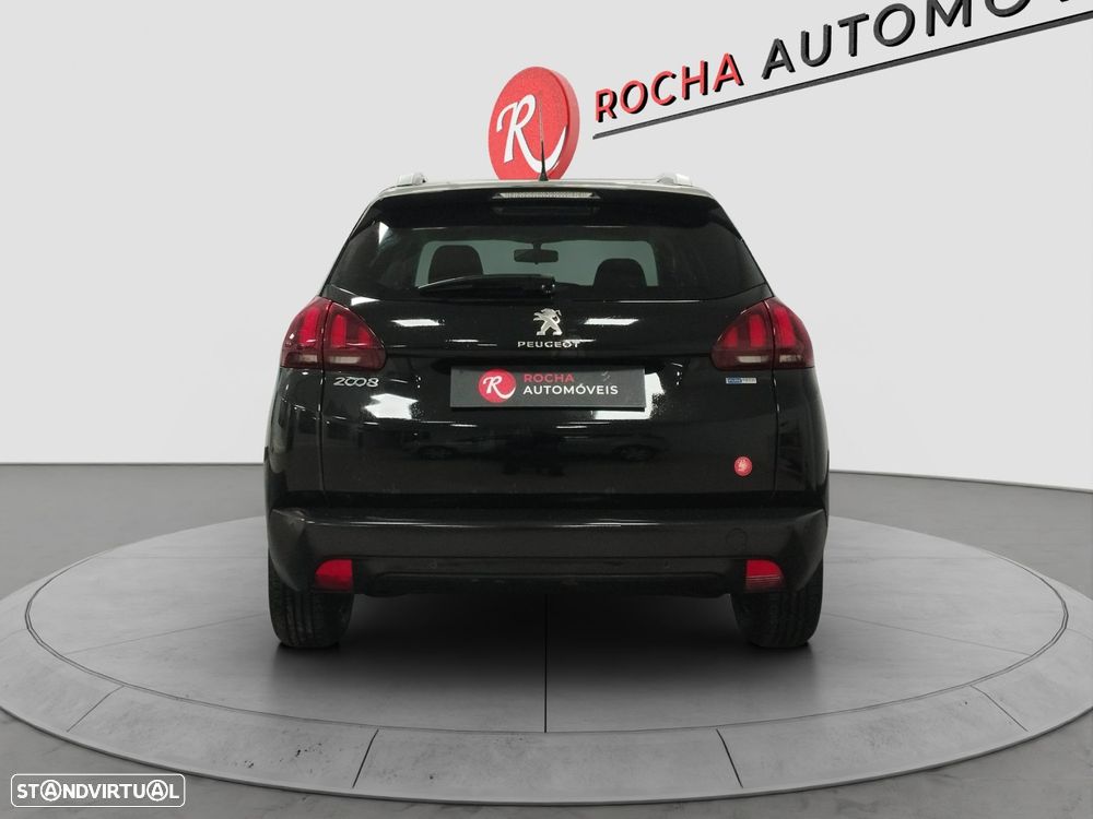 Peugeot 2008 1.2 VTi Access - 4