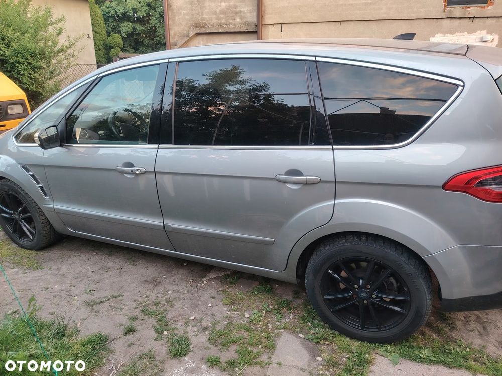 Ford S-Max - 8