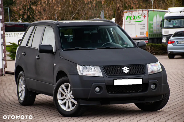 Suzuki Grand Vitara 2.0 De luxe