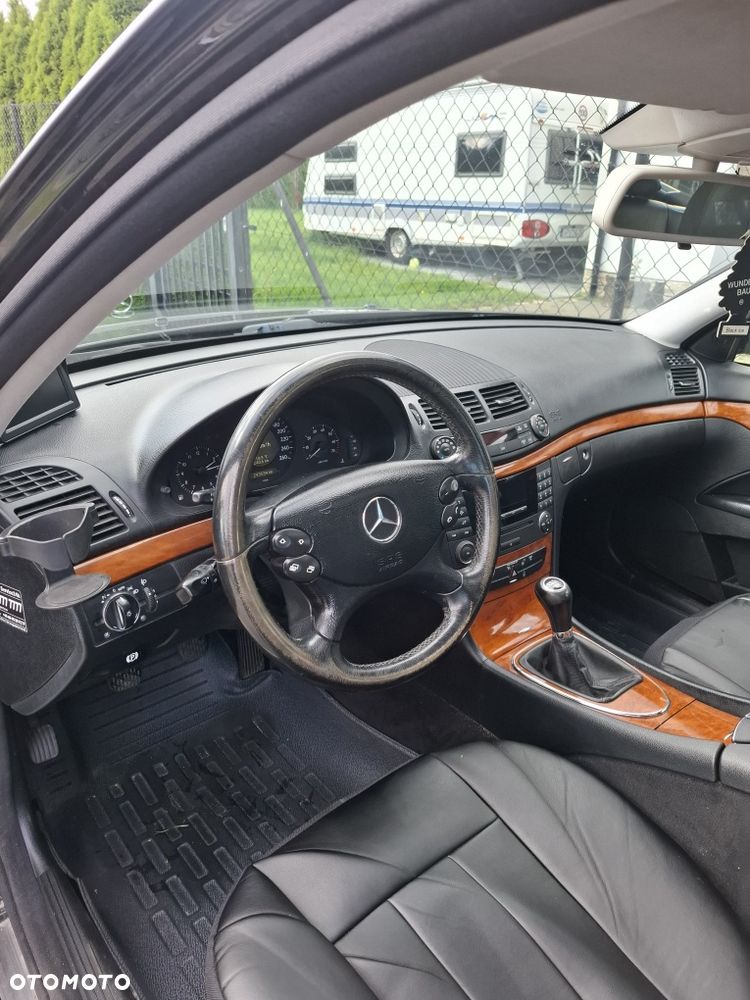 Mercedes-Benz Klasa E - 5