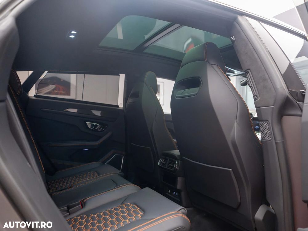Lamborghini URUS - 28