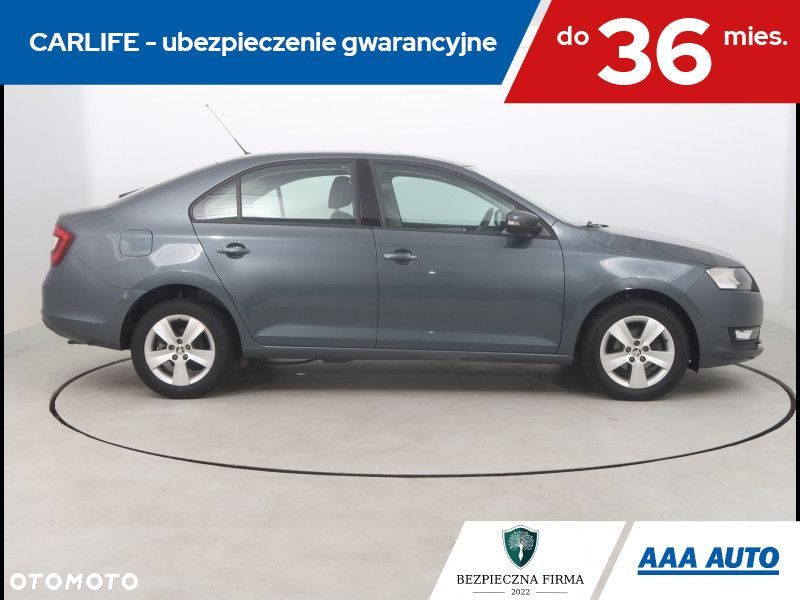 Skoda RAPID - 7