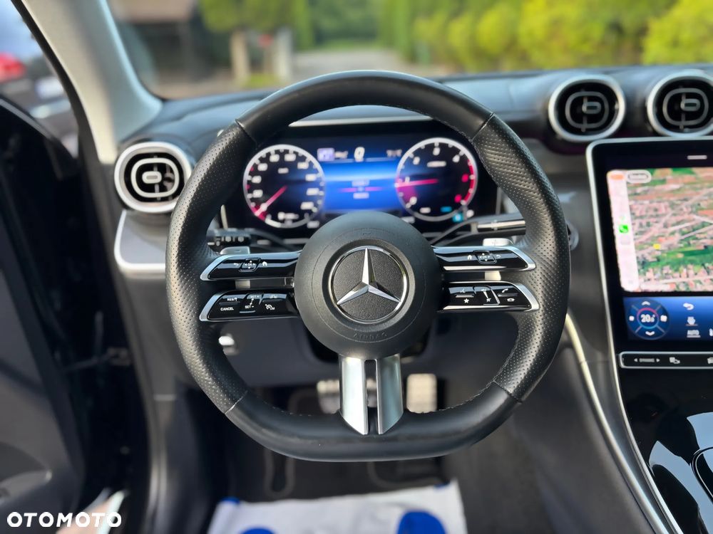 Mercedes-Benz GLC 220 d 4Matic 9G-TRONIC AMG Line Advanced - 29
