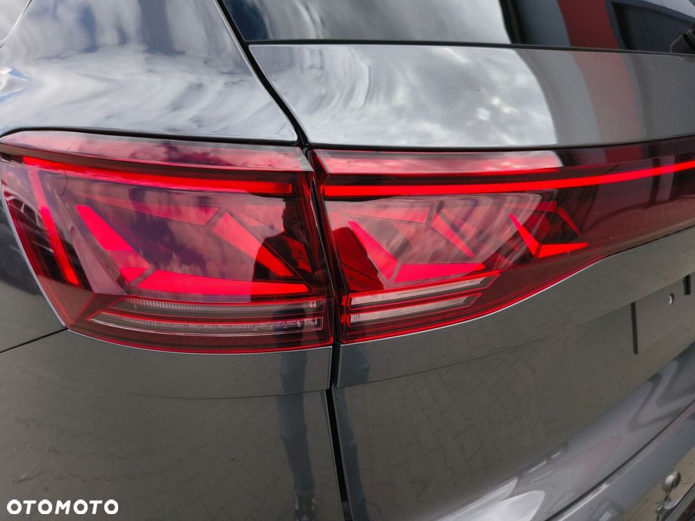Volkswagen Touareg - 9
