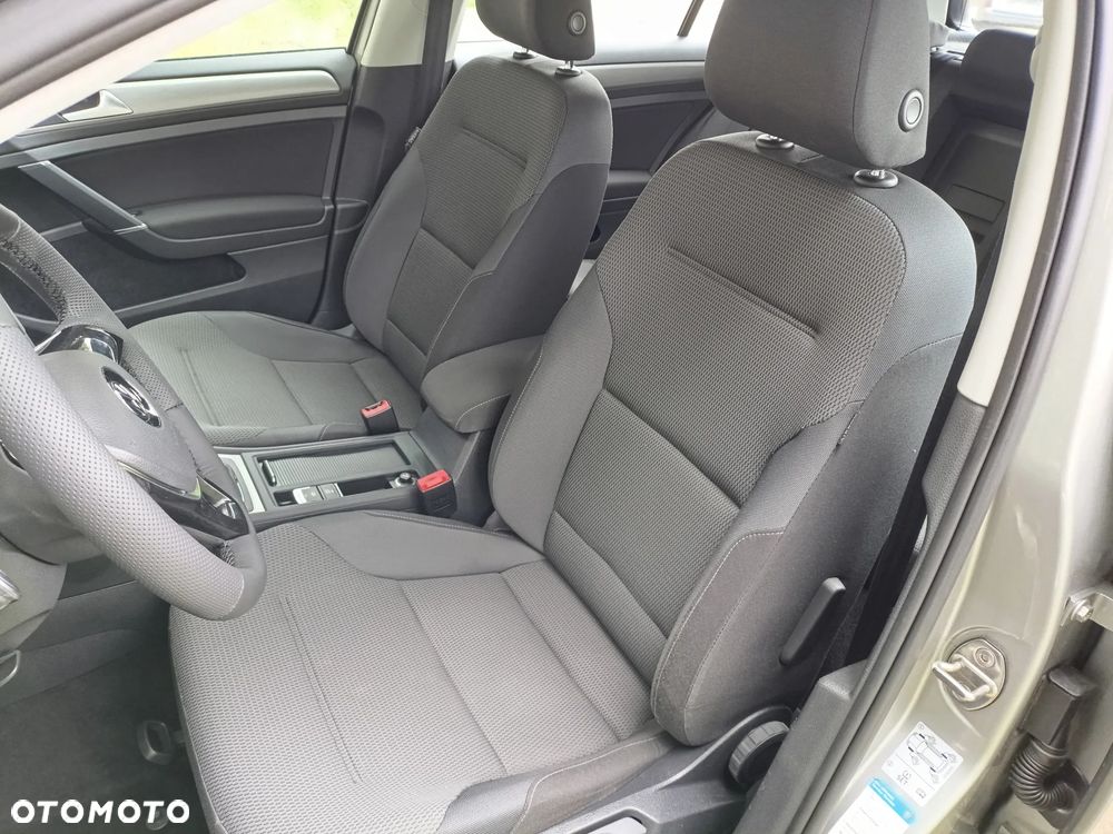 Volkswagen Golf 1.2 TSI Style - 3